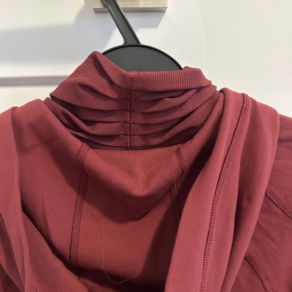 Lululemon Daily Practice Jacket in Wine Berry Size 6 - Picture 10 of 13